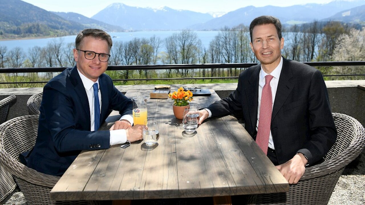 Carsten Linnemann, Stellvertretender Bundesvorsitzender der CDU im Gespräch mit S.D. Erbprinz Alois von und zu Liechtenstein