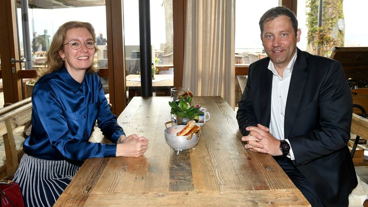 Regierungschef-Stellvertreterin Sabine Monauni und Lars Klingbeil, SPD-Bundesvorsitzender | © Schneider-Press / Frank Rollitz