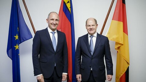 Die Finanzminister aus Liechtenstein und Deutschland: Adrian Hasler und Olaf Scholz | © Inga Kjer/photothek.net