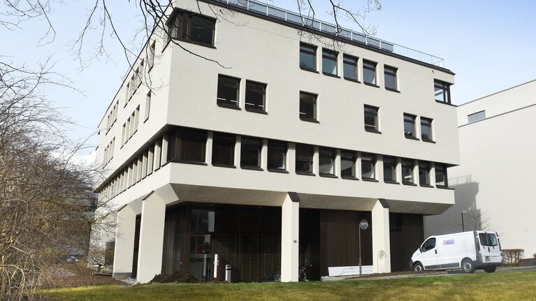 Gebäude der Steuerverwaltung an der Äulestrasse 38, Vaduz