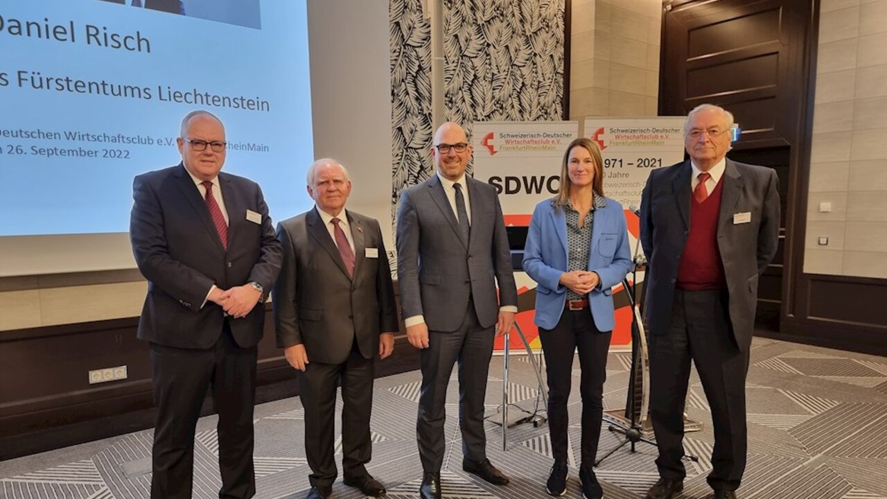 Martin Bienz, Schweizerischer Generalkonsul, Dumon du Voitel, Schweizerisch-Deutscher Wirtschaftsclub, Regierungschef Dr. Daniel Risch, Isabel Frommelt-Gottschald, Botschafterin, Christian Ratjen, Honorarkonsul Fürstentum Liechtenstein