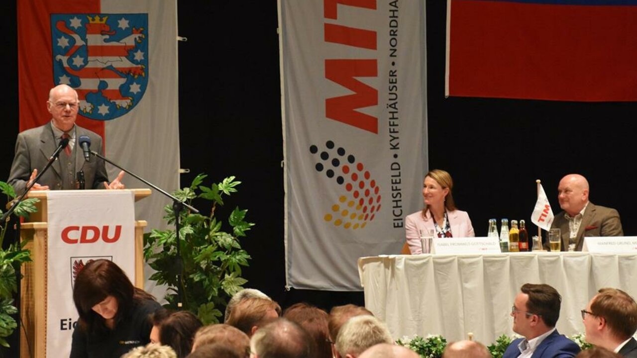 Prof. Nr. Norbert Lammert, Bundestagspräsident a.D., Vorsitzender der Konrad-Adenauer-Stiftung e.V., Isabel Frommelt-Gottschald, Botschafterin, Liechtensteinische Botschaft, Berlin, Manfred Grund, MdB, Parlamentarischer Geschäftsführer und Vorsitzender der Landesgruppe Thüringen der CDU/CSU-Fraktion im Deutschen Bundestag.