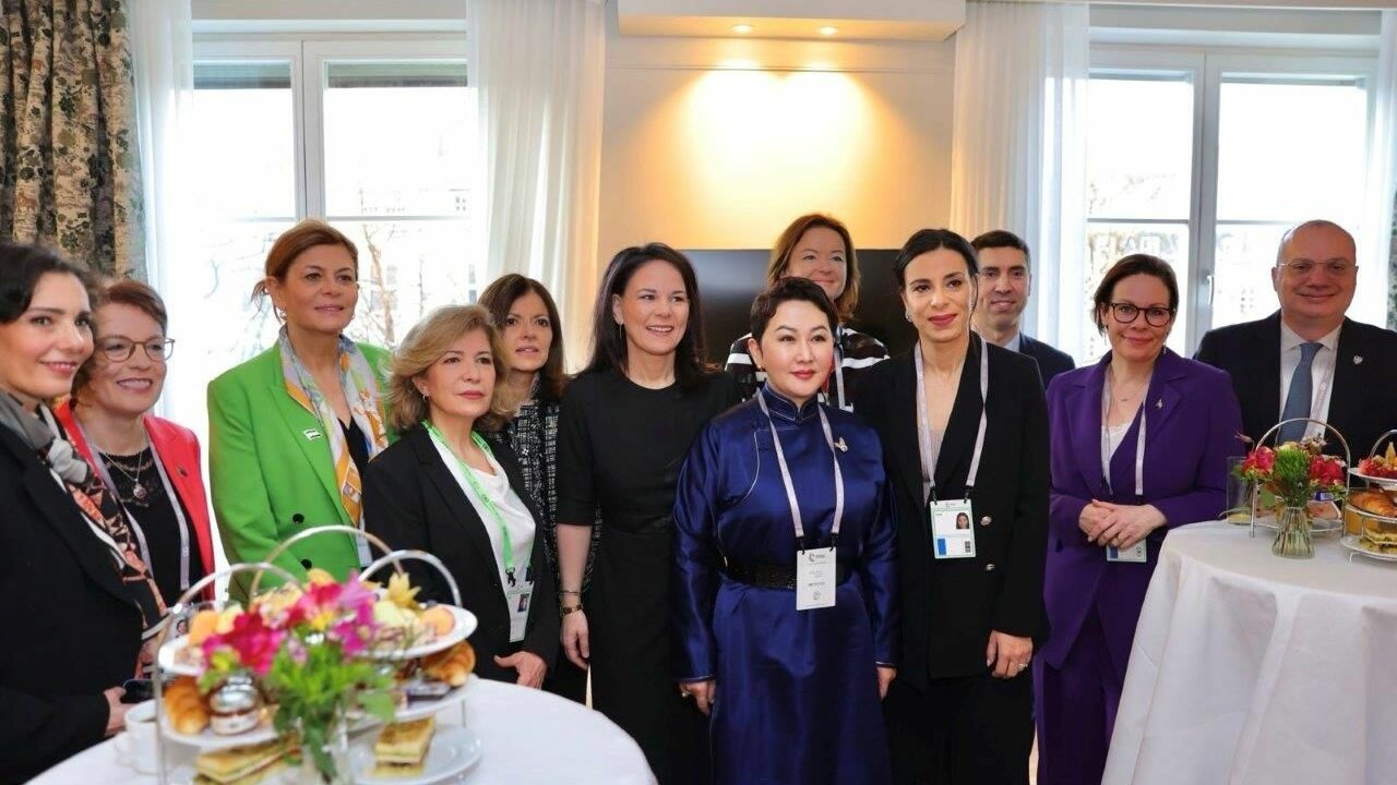 Aussenministerin  Dominique Hasler nahm - auf Einladung der deutschen Aussenministerin Annalena Baerbock - beim Treffen des Netzwerks der Aussenministerinnen (Feminist Foreign Policy Networks) teil.
