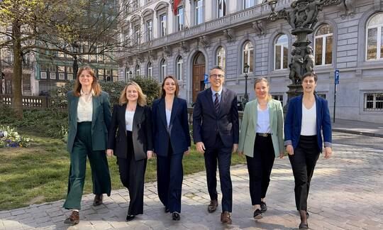 Legends of the picture (from left to right): Emilie, Julia, Emma, Pascal, Kathrin, Aline (Picture by Kathrin bis)